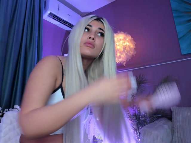 BettyVelvet, en directo ahora en BongaCams