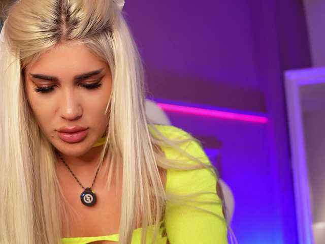 BettyVelvet live cam on BongaCams