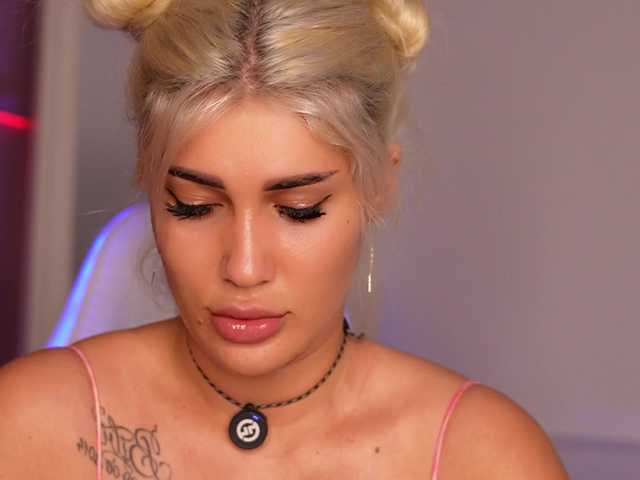 BettyVelvet live cam on BongaCams