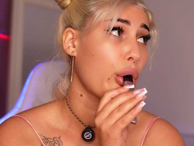 BettyVelvet live cam on BongaCams