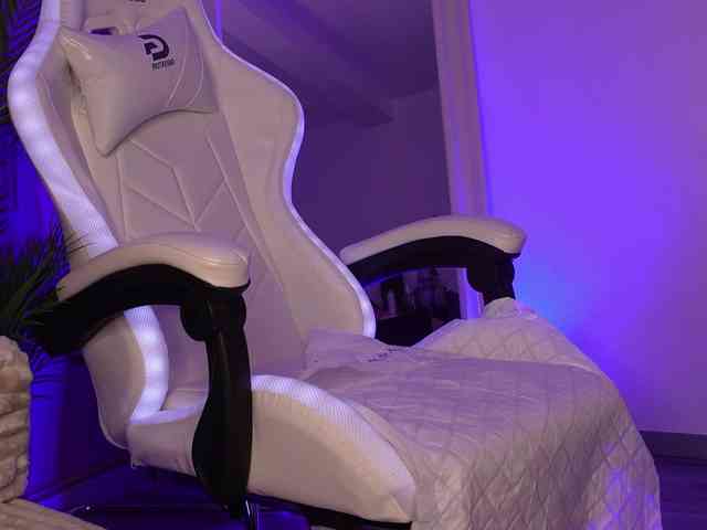 BettyVelvet webcam
