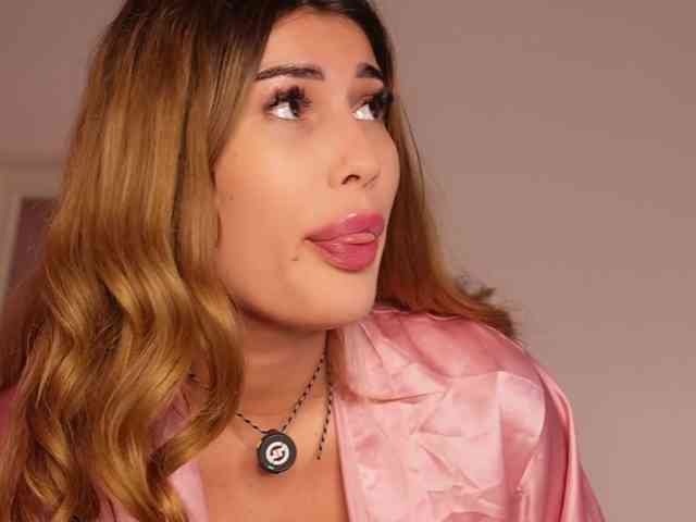 BettyVelvet Sex Cam Show