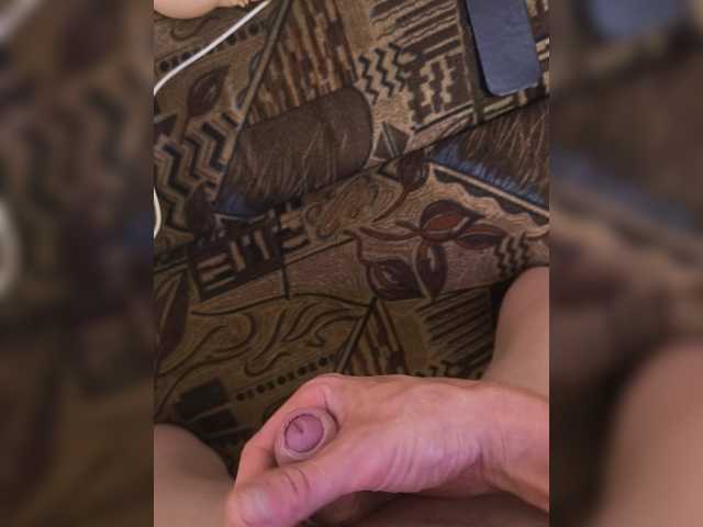 Valdemar93 — live male cam