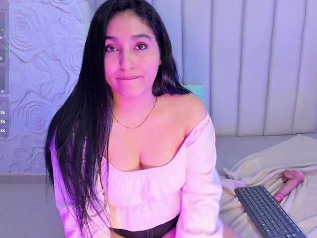 LyaDubois's BongaCams show and profile