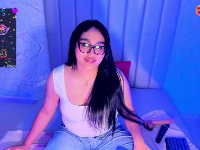 LyaDubois live cam on BongaCams