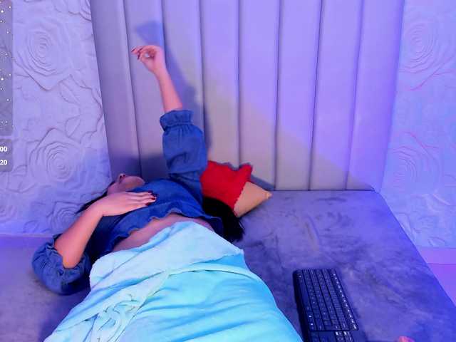 LyaDubois live cam on BongaCams