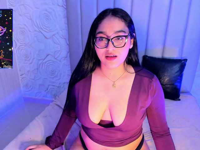 LyaDubois live cam on BongaCams