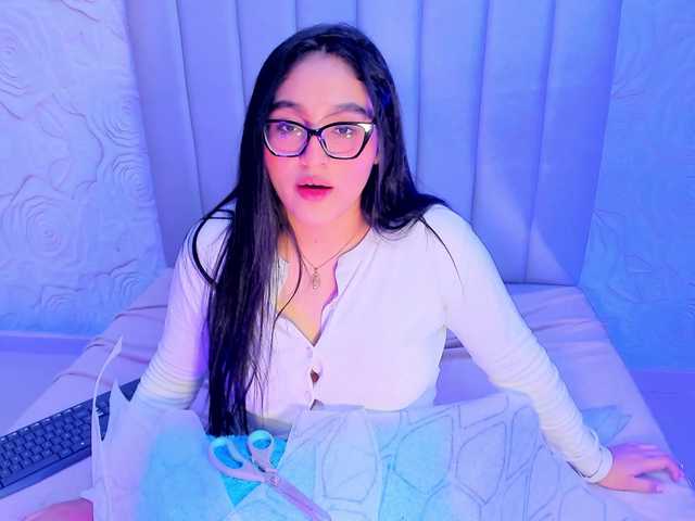 LyaDubois live cam on BongaCams