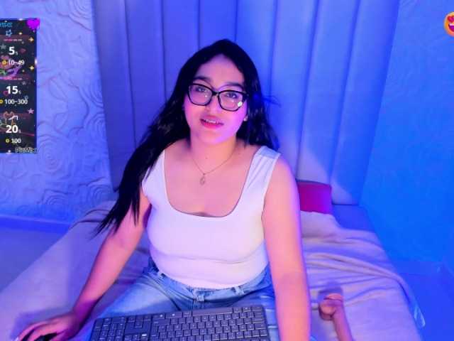 LyaDubois live cam on BongaCams