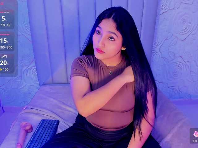 LyaDubois live cam on BongaCams