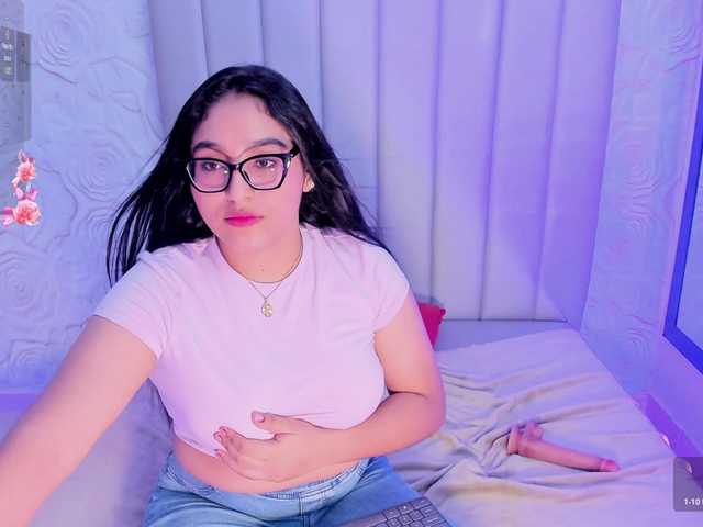 LyaDubois live cam on BongaCams