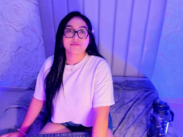 LyaDubois live cam on BongaCams