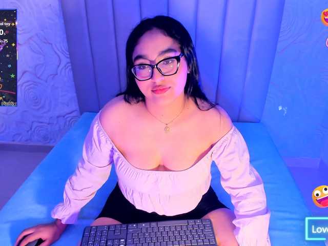 LyaDubois live cam on BongaCams