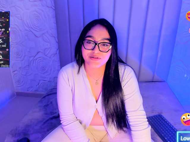 LyaDubois live cam on BongaCams