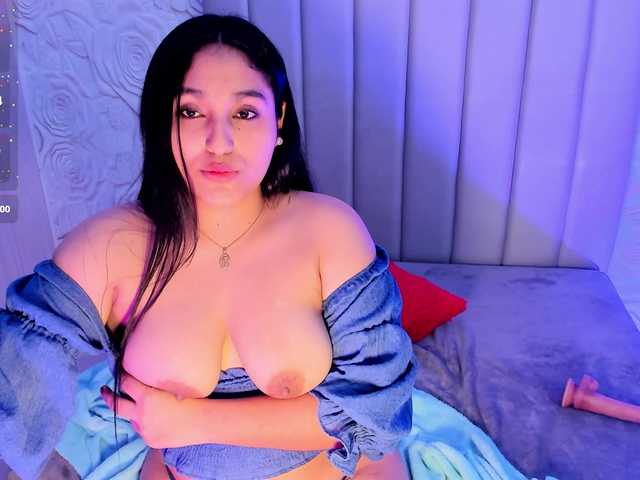 LyaDubois live cam on BongaCams