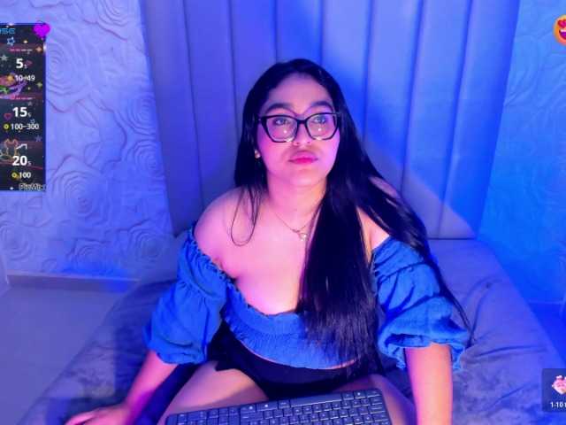 LyaDubois live cam