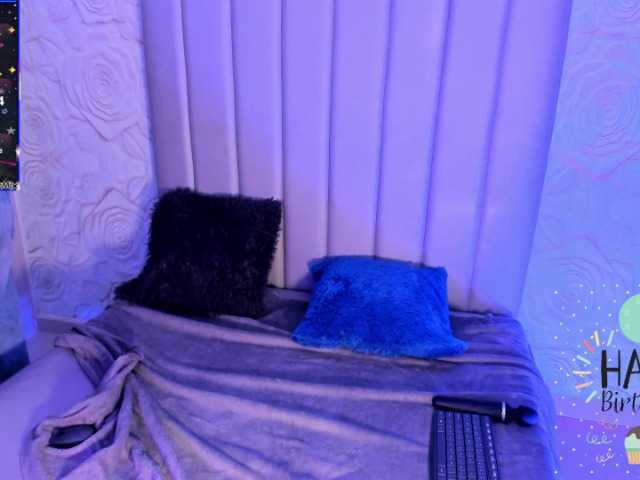 LyaDubois live webcam show