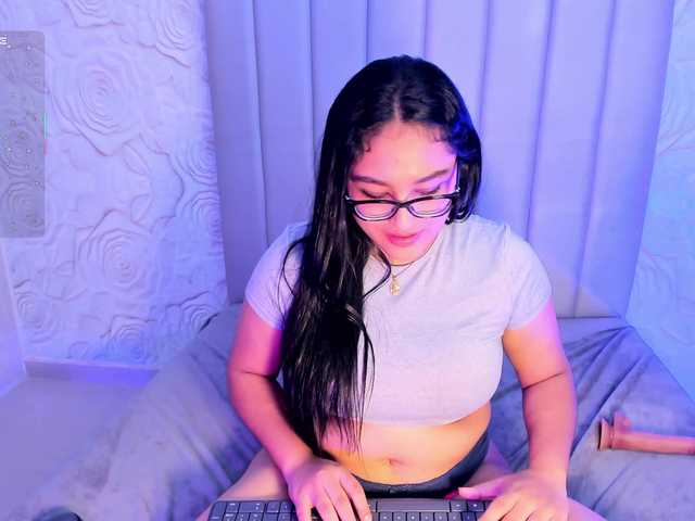 LyaDubois live cam on BongaCams