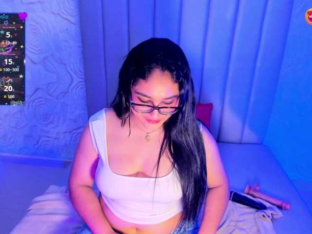 LyaDubois live cam on BongaCams