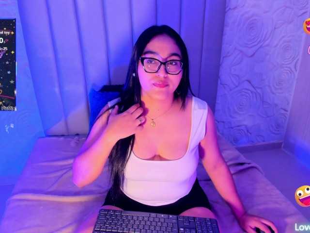 LyaDubois live cam preview