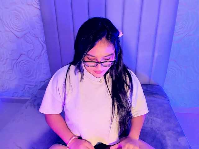 LyaDubois live cam on BongaCams