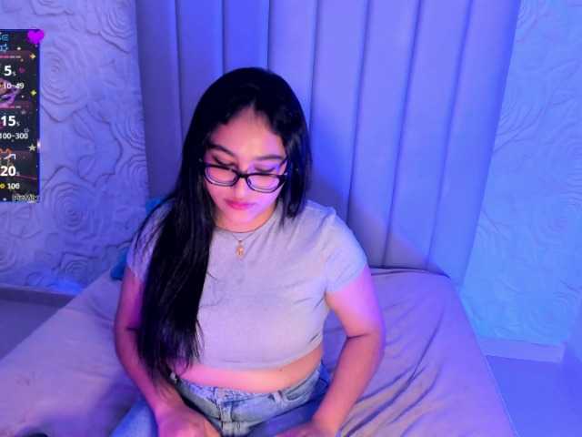 LyaDubois live cam on BongaCams