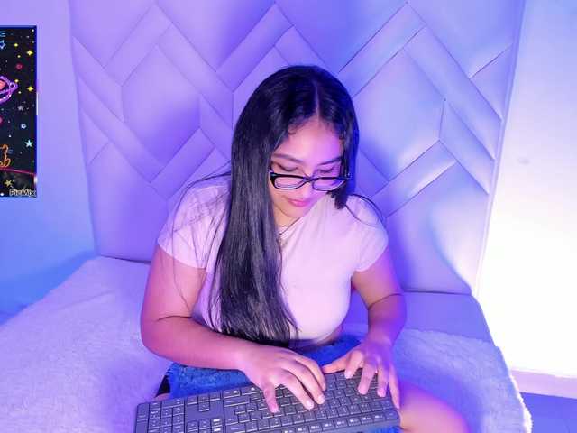 LyaDubois live cam on BongaCams