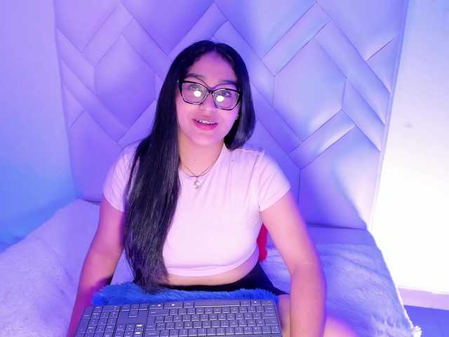 LyaDubois live cam on BongaCams
