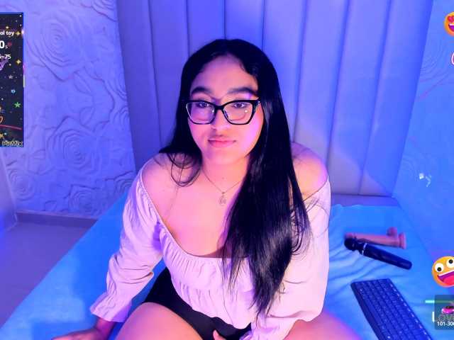 LyaDubois live cam on BongaCams