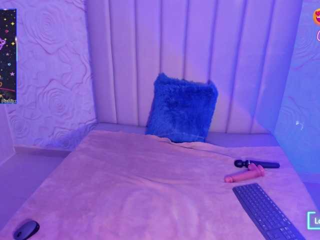 LyaDubois live cam preview