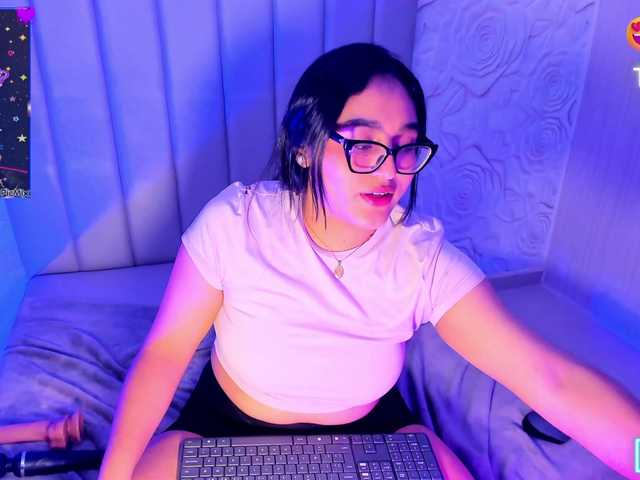 LyaDubois live cam on BongaCams