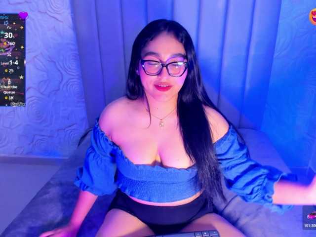 LyaDubois live cam