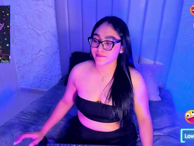 LyaDubois live cam on BongaCams