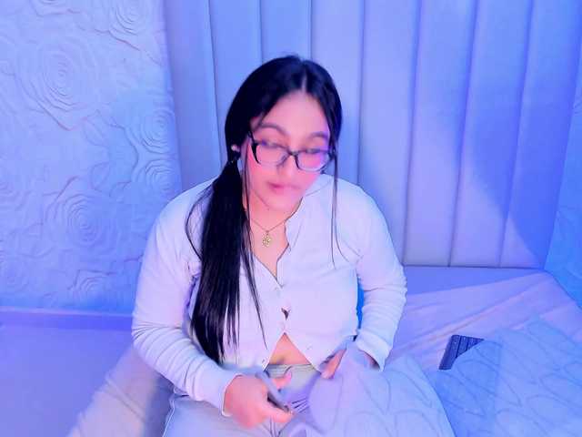 LyaDubois live cam on BongaCams