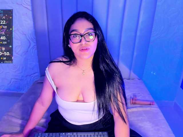 LyaDubois live cam on BongaCams