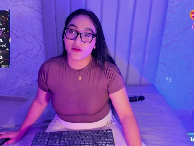 LyaDubois live cam preview