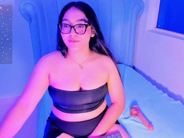 LyaDubois live webcam show