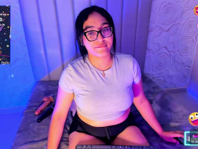 LyaDubois live cam on BongaCams