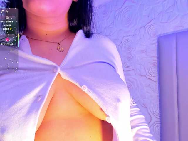 LyaDubois live cam on BongaCams