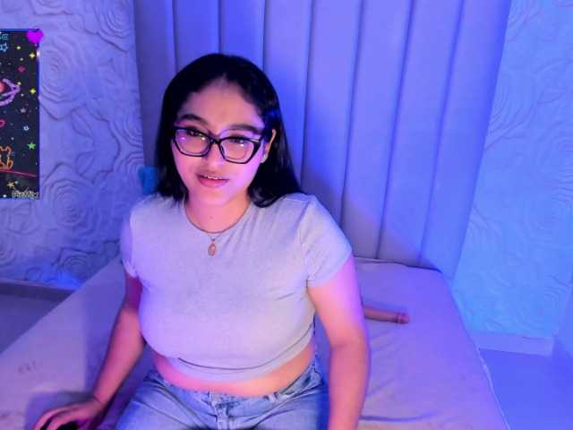 LyaDubois live cam on BongaCams
