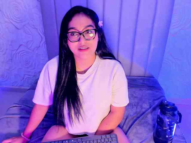 LyaDubois webcam