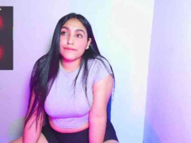 LyaDubois webcam