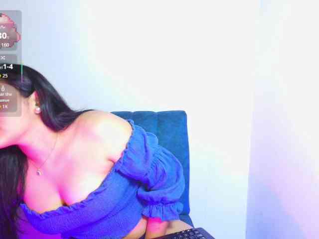 LyaDubois webcam