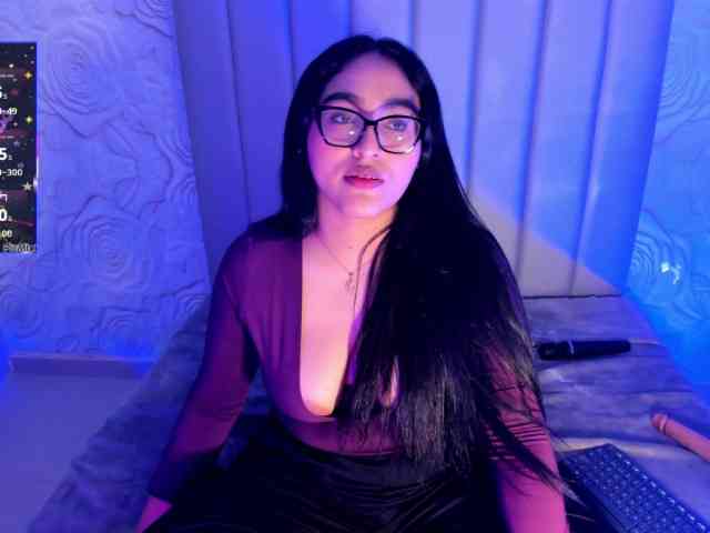 LyaDubois webcam