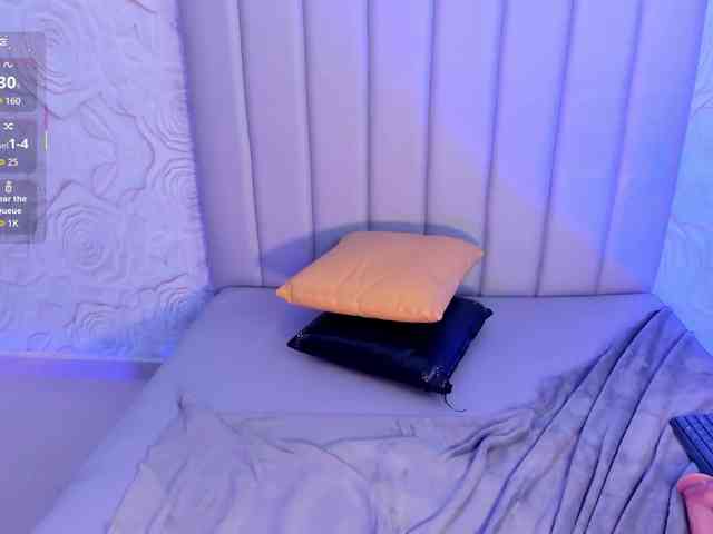 LyaDubois webcam