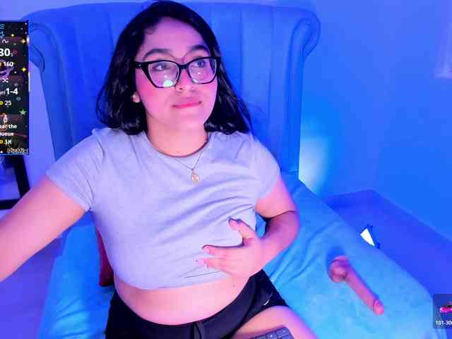 LyaDubois webcam