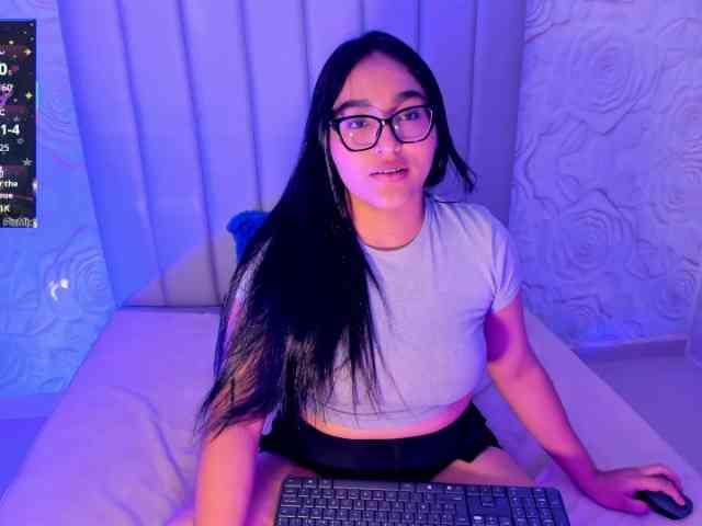 LyaDubois webcam