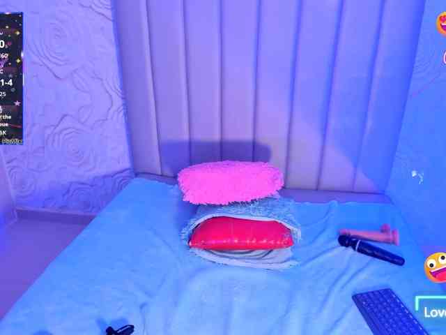LyaDubois webcam