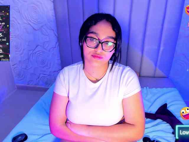 LyaDubois webcam