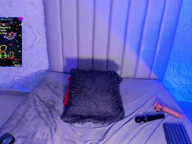 LyaDubois webcam